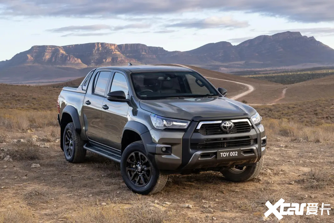 丰田新款HiLux轻混车型油耗公布省7.1-9.5油耗-图2